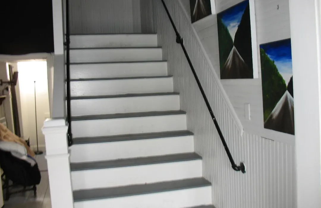 Art Gallery Hostel-1