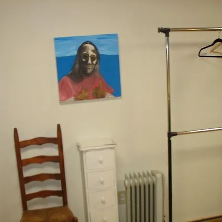 Art Gallery Hostel-3